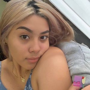 Meet your Posher, Pamela